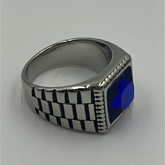 212- Royal Blue Cubic Zirconia Handmade Men's Ring Size 10 1/2 NWT - Picture 1 of 8
